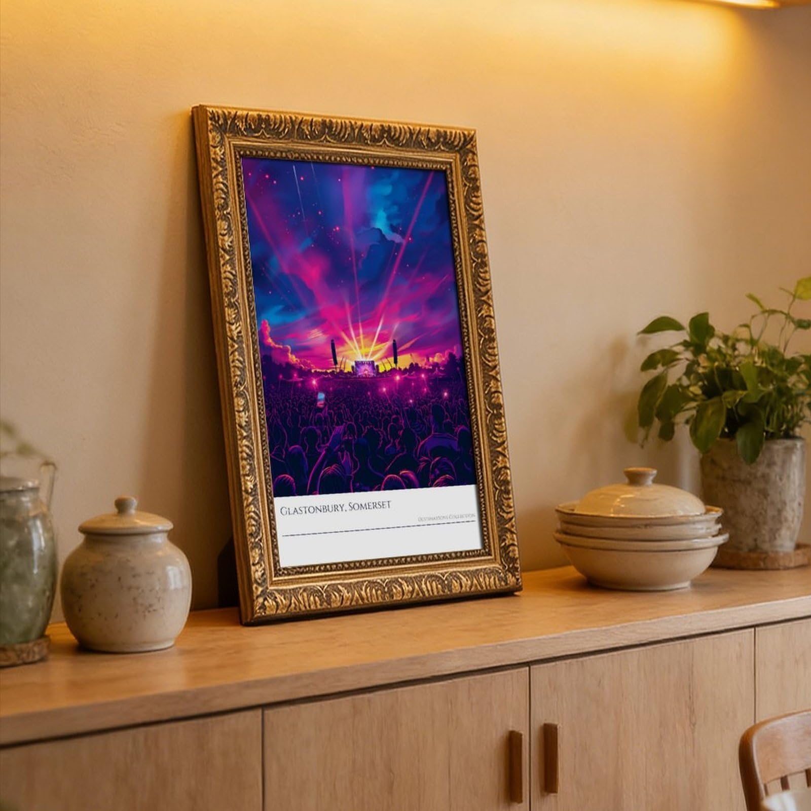 Poster di Glastonbury Festival viola Light Show Music Memorabilia Canvas Poster Wall Art Decor Stampa Dipinti per Soggiorno Camera da Letto Decorazione Retro Cornice Dorata 40,6 cm L x 61 cm W
