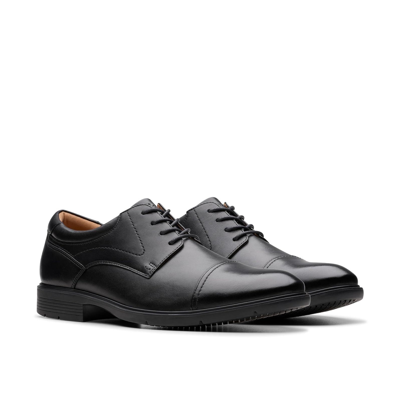 Mans Oxfords Clarks Eldredge Cap 37090₽