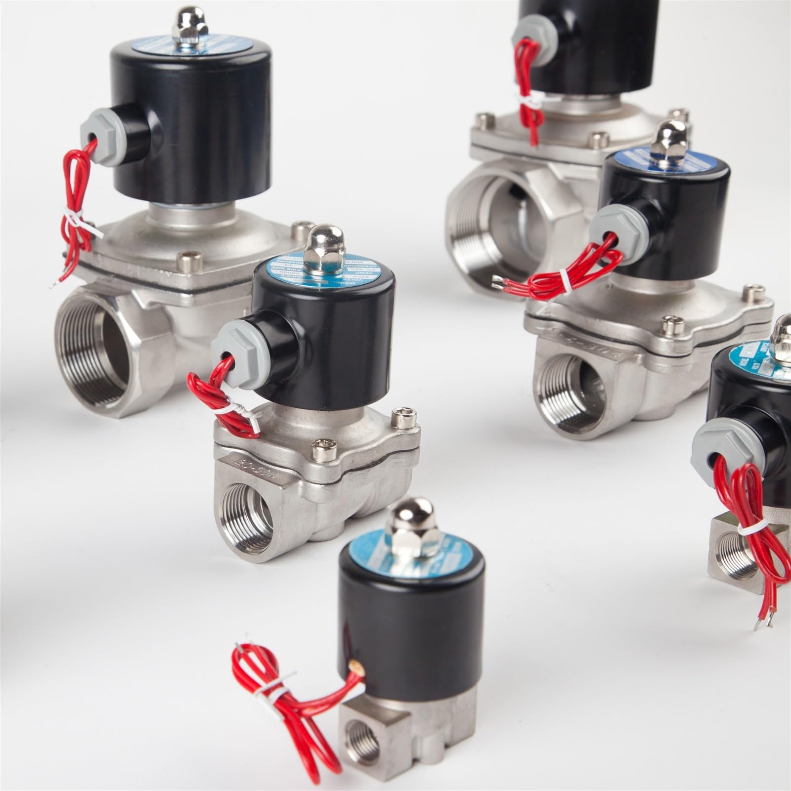 PXQCHAVLN Stainless Steel Electric Solenoid Valve 1/4" 3/8" 1/2" 3/4" 1" Normally Closed Pneumatic for Water Oil Air Gas 12V/24V/220V/110V(5V,DN35)