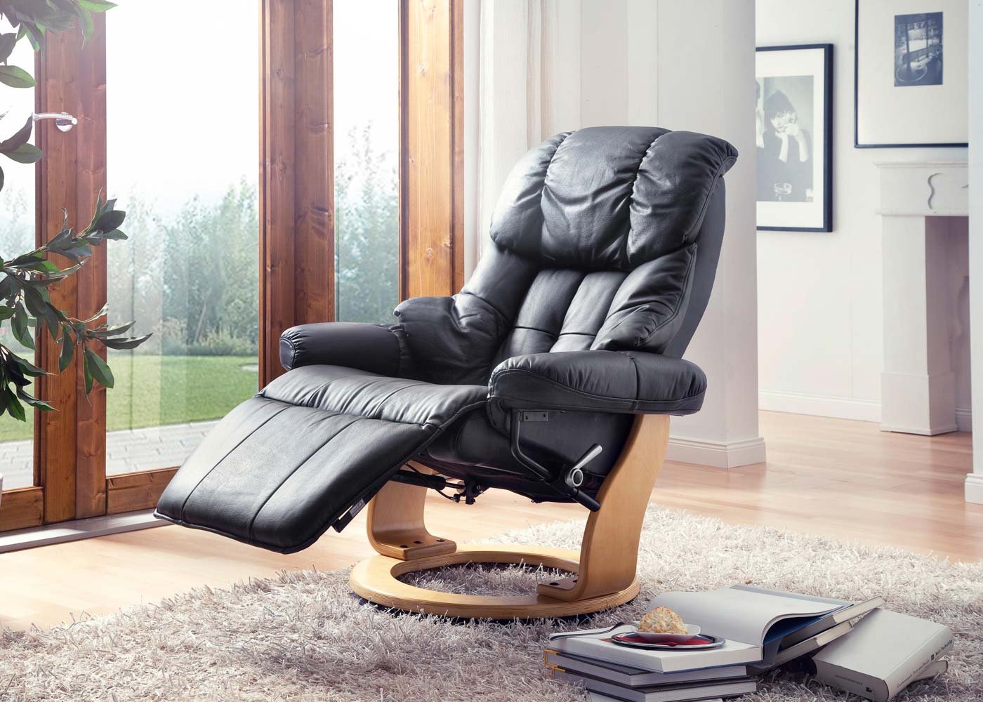 MCA Relaxsessel Calgary 2 - dunkelgrau, Walnuss-Optik | Fernsehsessel, Sessel, Stoff/Textil, 150kg belastbar