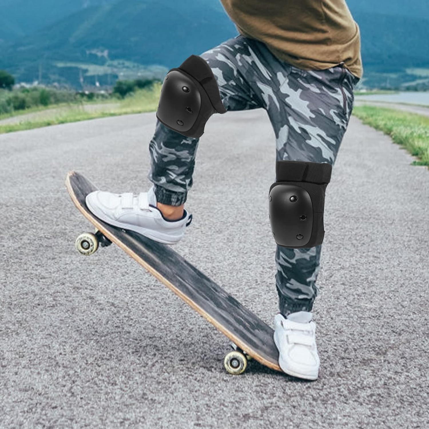 6Pcs Protective Gear Set Elbow Pads Hand Protectors for Skateboarding Roller Skating and Lightweight Ergonomic Design for Comfort