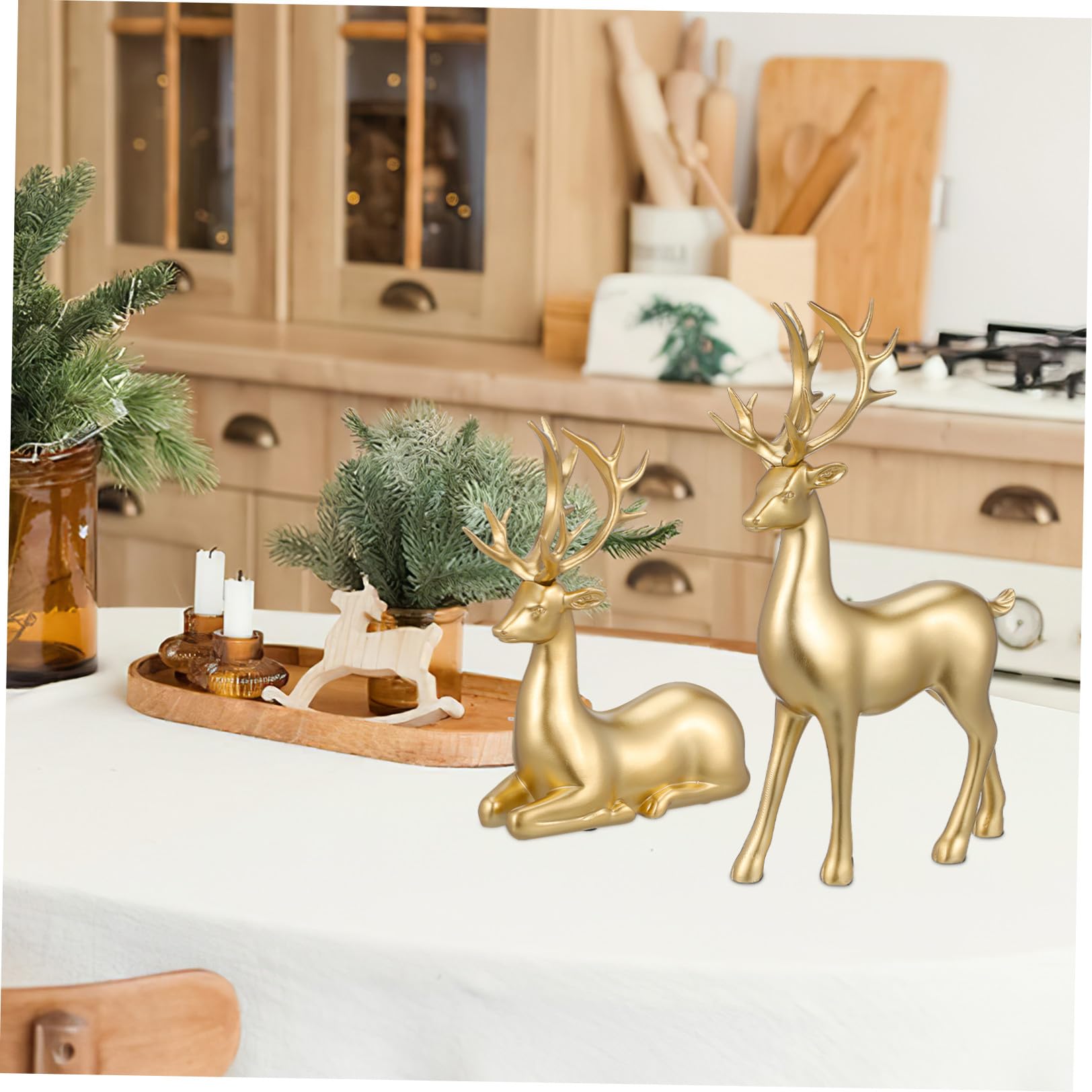 2 Stück Weihnachtliche Elchfigur aus Kunstharz in Gold Leichte und Einfache Tischdekoration für Festliche Schreibtisch und Wohnraumgestaltung