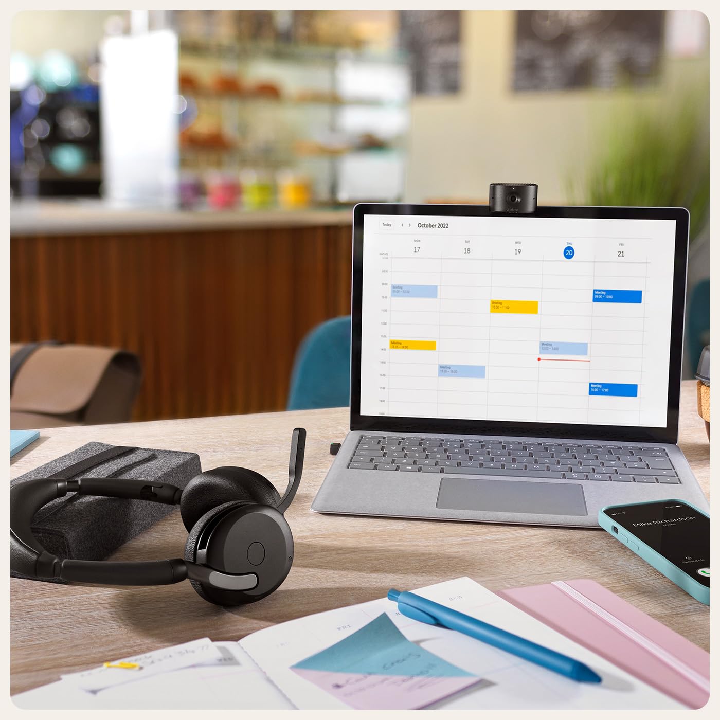 Jabra Evolve2 65 Flex zestaw słuchawkowy stereo z Bluetooth, współpracuje ze wszystkimi wiodącymi platformy + Kamera do wideokonferencji Jabra PanaCast 20 4K z obsługą sztucznej inteligencji (pack)
