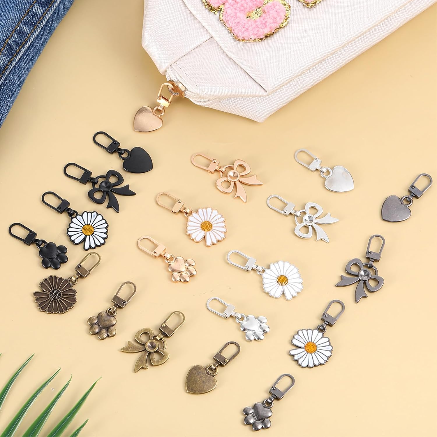 Hadnves 20 Pcs Zipper Pull Charms Zipper Heart Dog Paw Replacement Clips