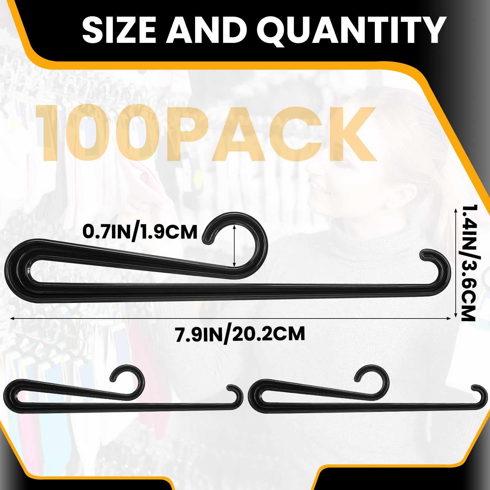 DoubleFill 100 perchas de plástico para bufandas con barra curvada de 7.9 pulgadas, ganchos de exhibición de bufandas, perchas negras de cuello corto para boutiques, tiendas y espectáculos de