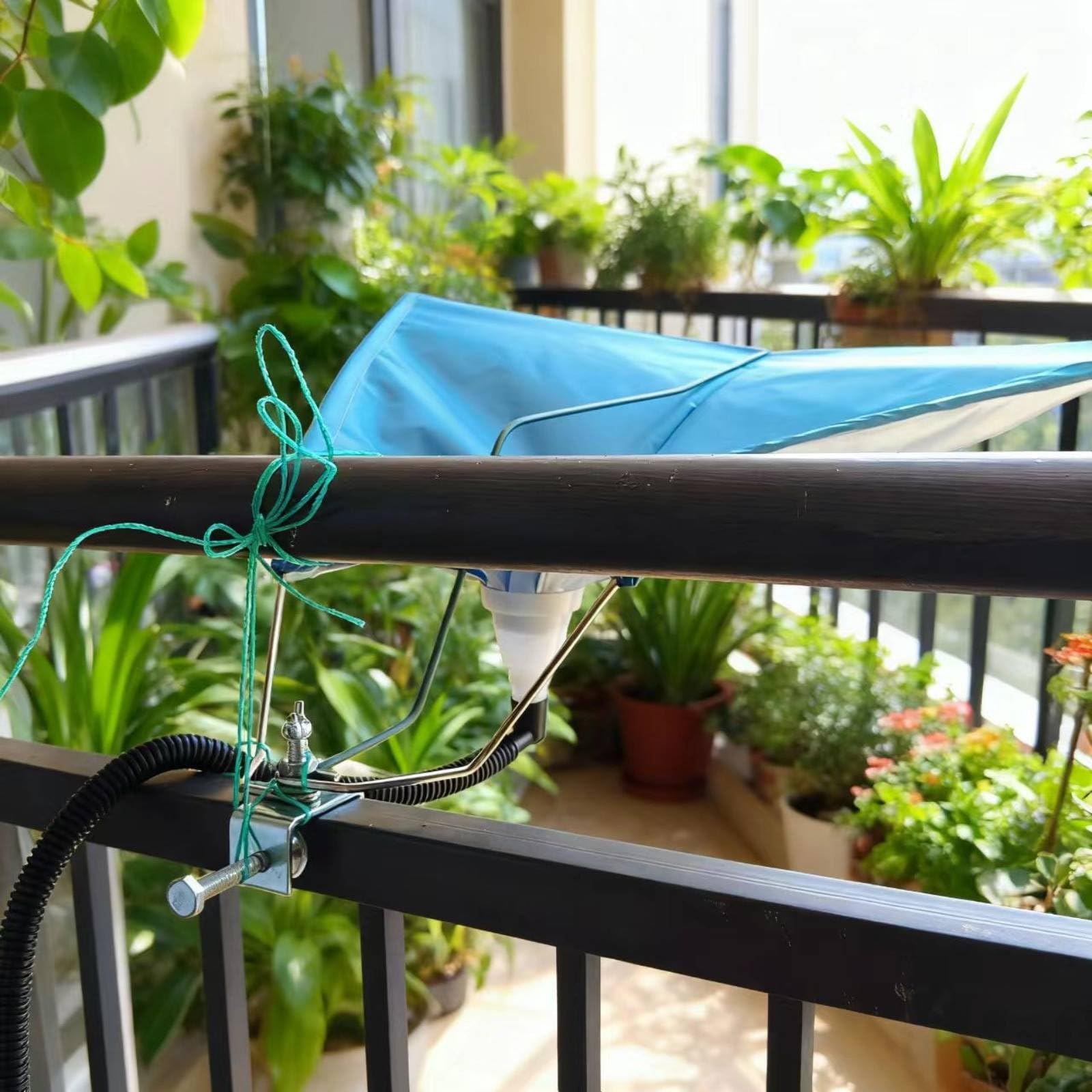 predolo Raccoglitore Pioggia con Tubo Imbuto Raccogli Pioggia Resistente Alle Intemperie Attrezzatura da Giardinaggio per Terrazzo, Morsetto Fisso Con Intervallo Di Serraggio 1.5-7.5 Cm Set Completo