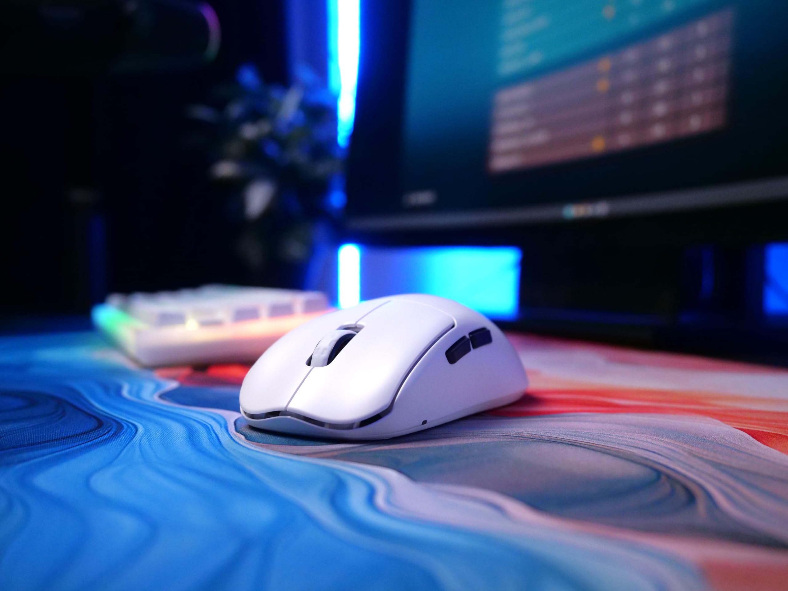CHERRY XTRFY M68 Pro Wireless, ultraszybka bezprzewodowa Mysz do Gier, 2,4 GHz, Zoptymalizowany dla e-sportu, symetryczny kształt z płaskim przodem, Biały