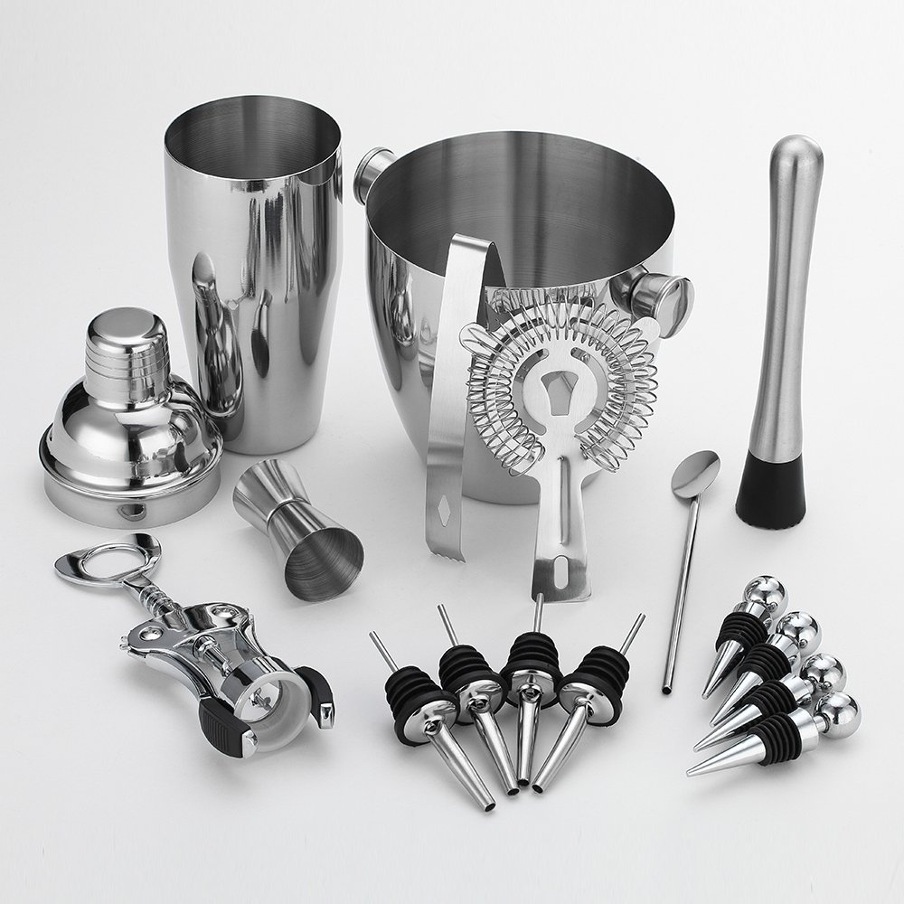 Professional Vino e Cocktail Mixing Bar Set by, Large 25 oz. Shaker in Acciaio Inossidabile, Secchiello per Il Ghiaccio, pestello, Doppio Jigger, 4 Liquor Bottle Pourers, Strainer, Filtro Conico