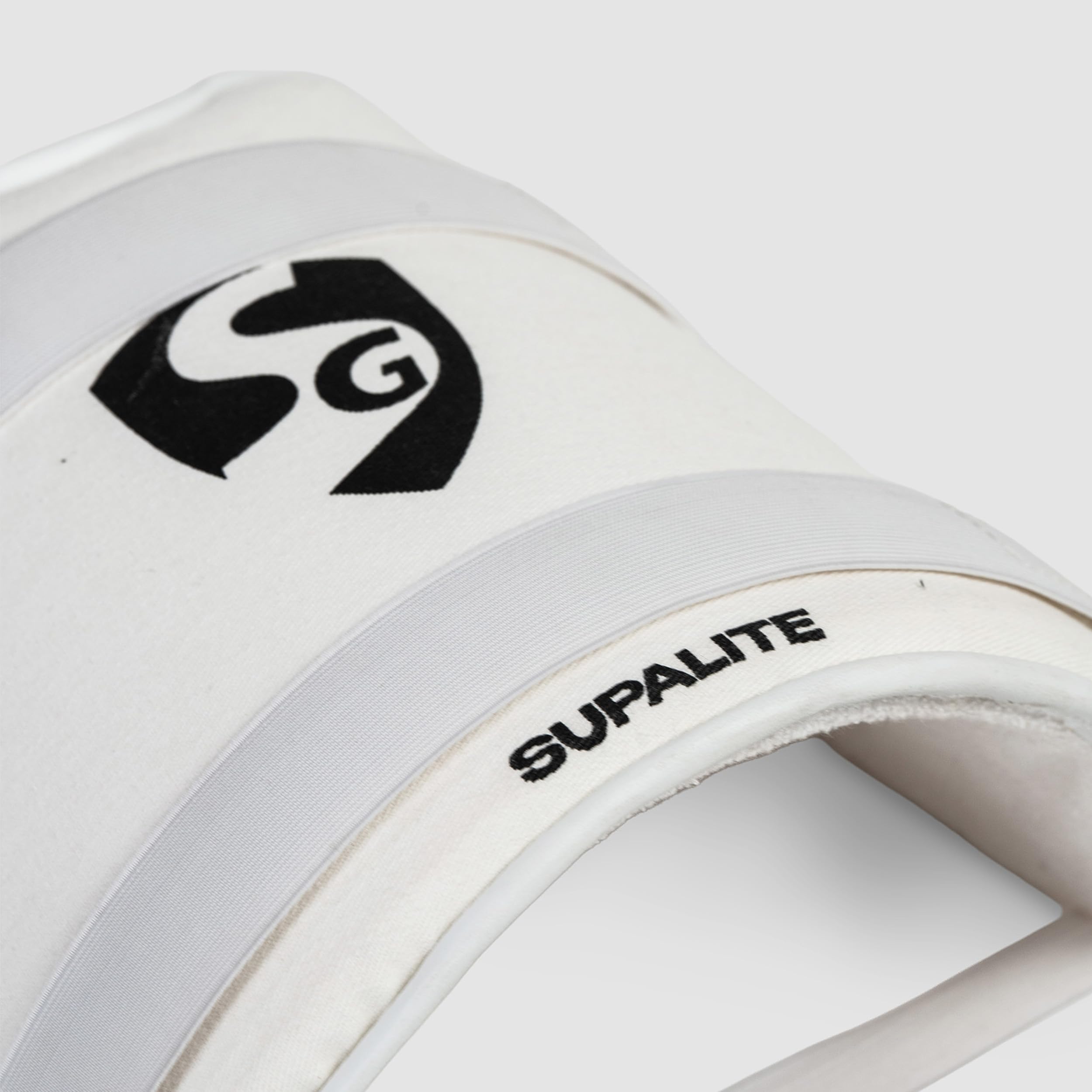 SG SUPALITE Chest Guard | White | Youth Size | High Density Foam | Youth | Ergonomically Designed | Molded Comfort Fit | Pull-On Closure | Lightweight | Impact Protection 1