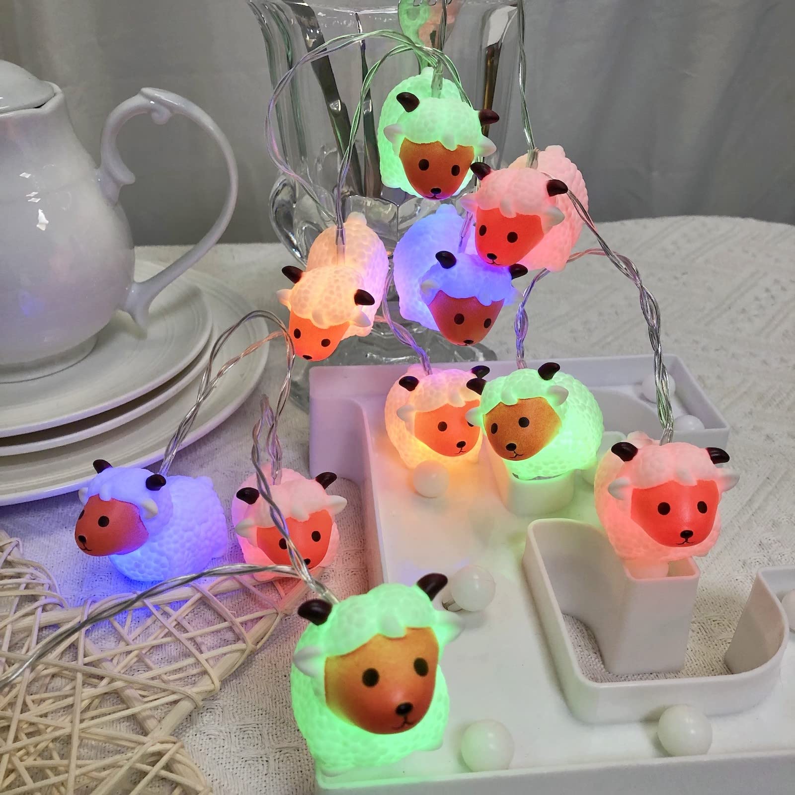 Cute Animal Shape String Lights Sheep Night Light Fairy Lights Battery Powered for Wedding Christmas Easter Children's Bedroom Decoration (1.65m/10leds, Sheep)