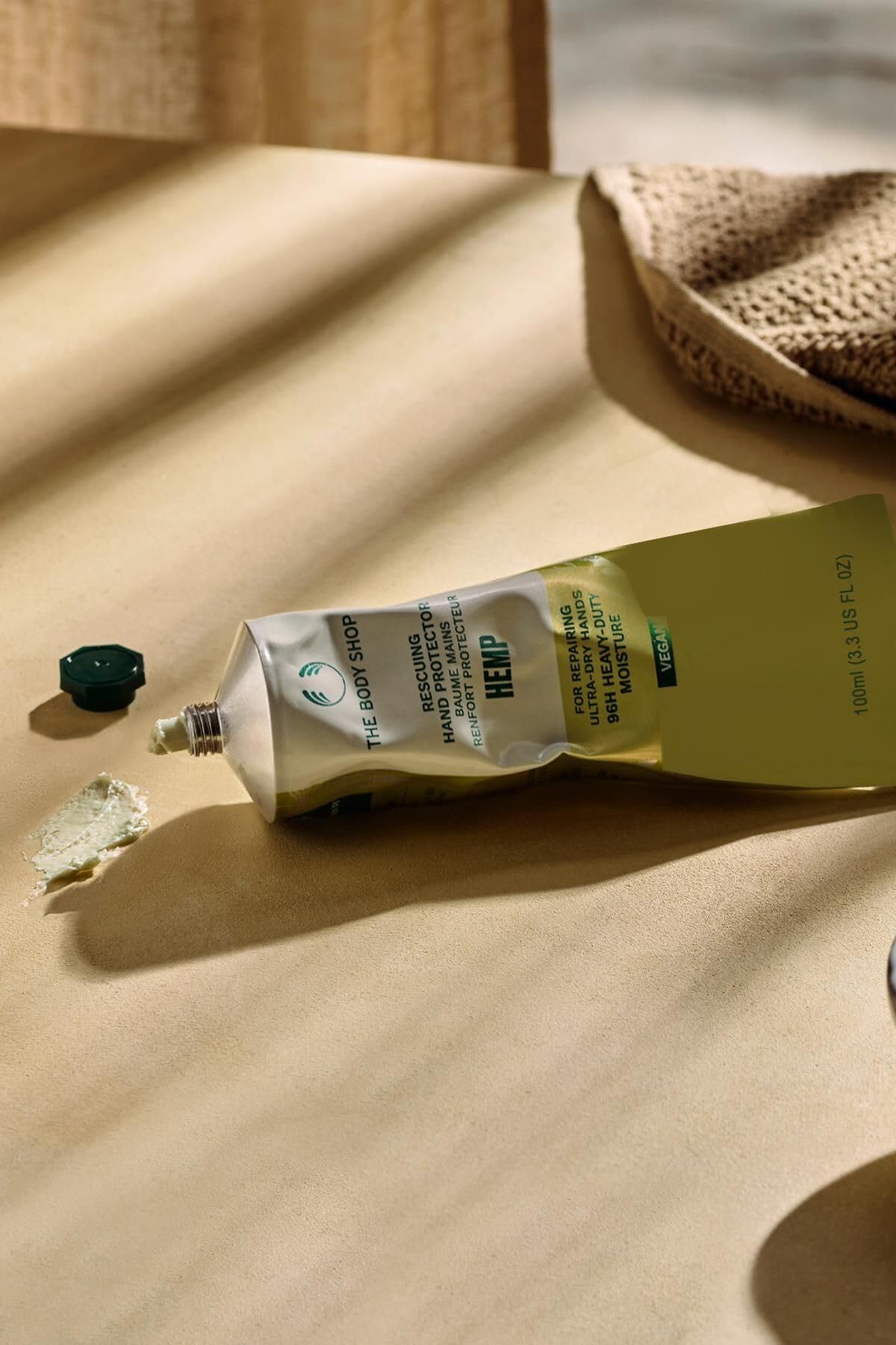 The Body Shop Hemp Kenevirli Koruyucu El Kremi 100 ml