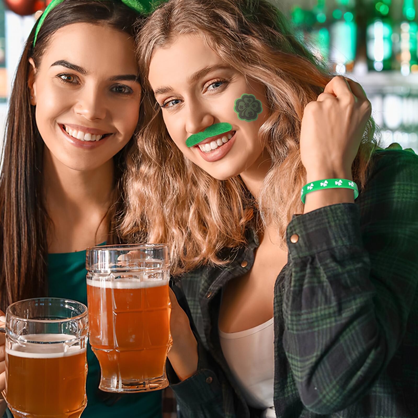 Set 91 Pezzi Oggetti di Scena per Feste di San Patrizio con Occhiali, Fasce per Chioma, Collane e Braccialetti Trifoglio, Adesivi Decorativi, Accessori per Travestimenti