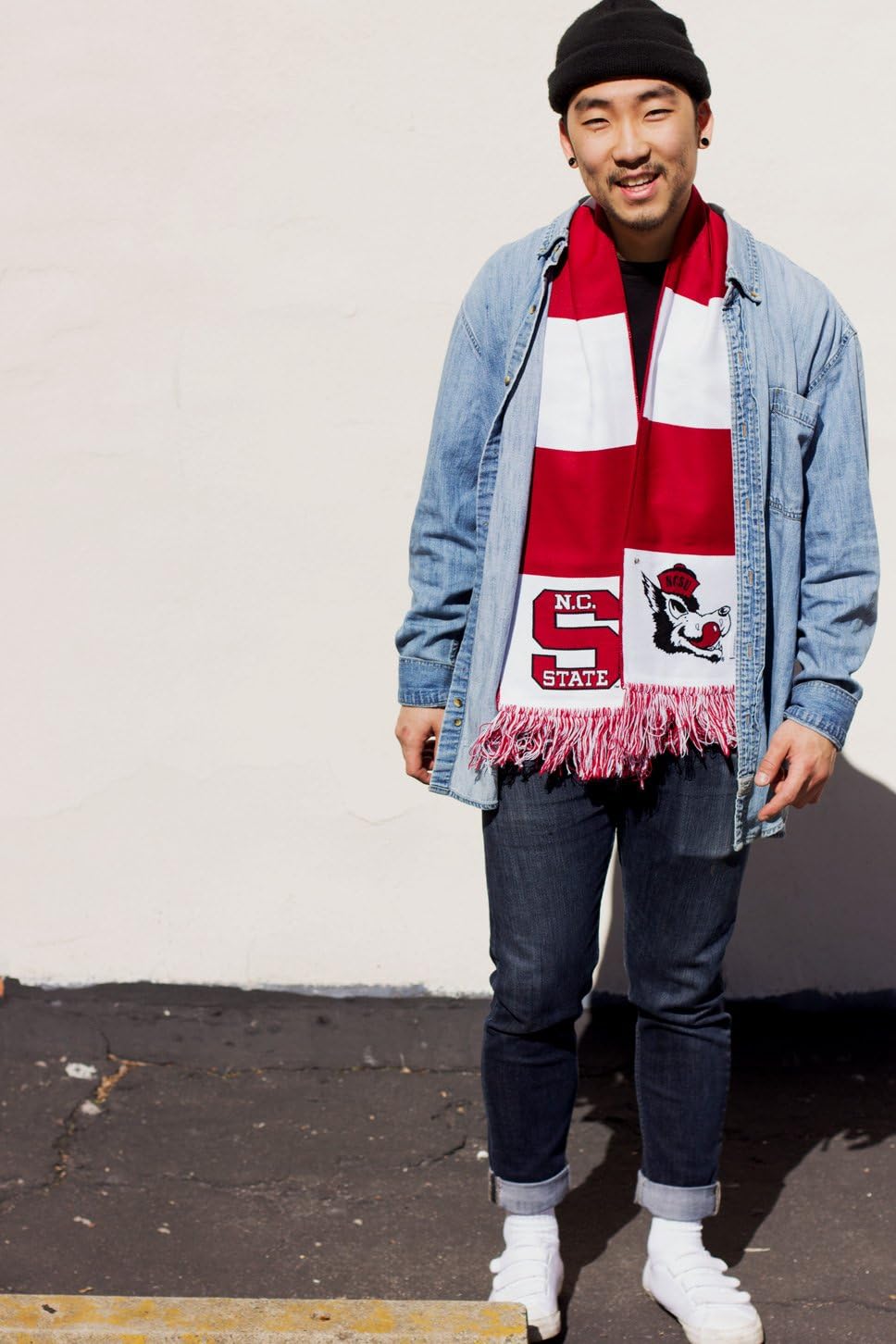 Tradition Scarves NC State Wolfpack Scarf - Hungry Wolf Throwback White Woven