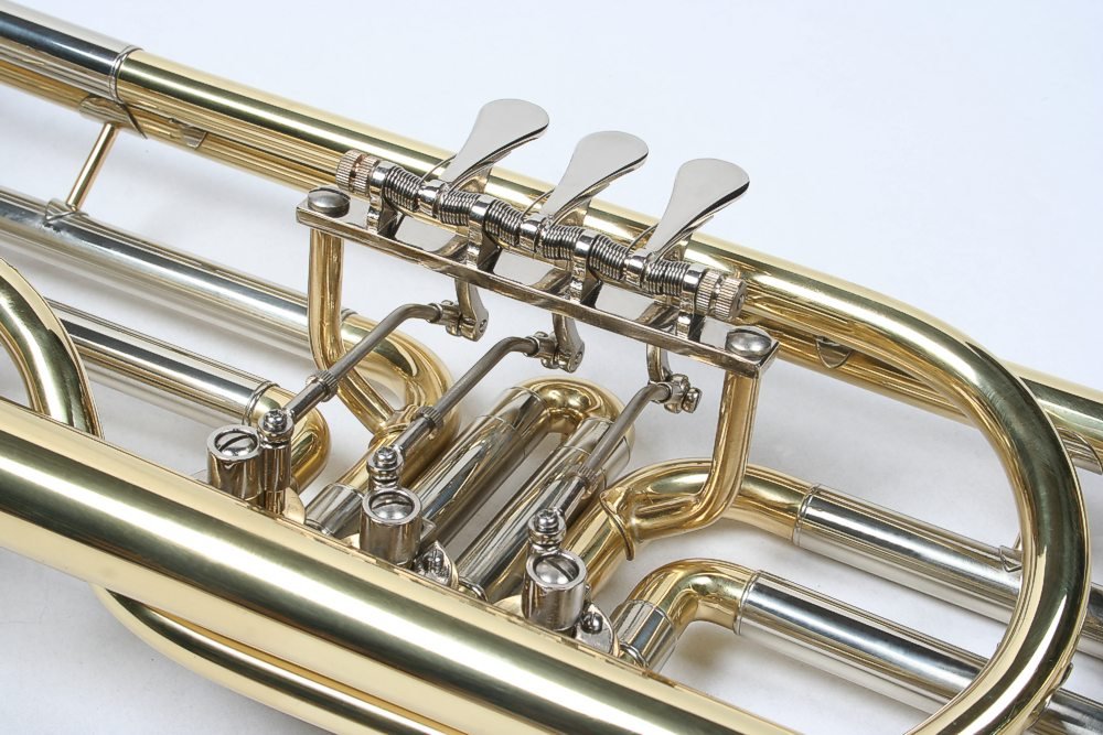 Bass Trompette, Trompette basse + Embouchure + Étui, Neuf