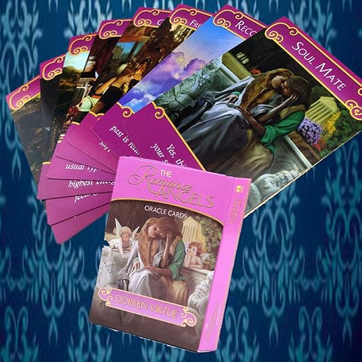 Amazon Co Jp 英語版オラクルカード神秘的でロマンチックな天使予言カード占い感動精神強化44可愛い天使レアカード 洋書