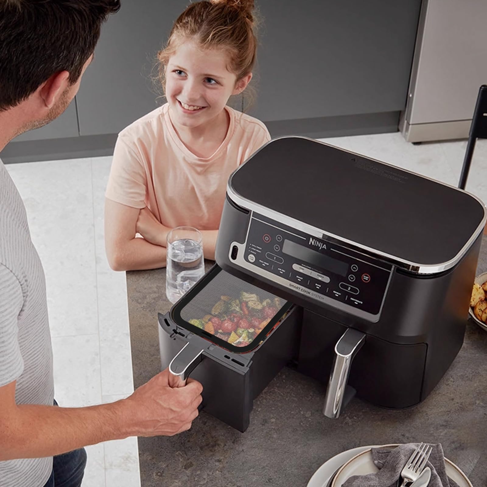 GEEKHOM Paraspruzzi Magnetico In Acciaio Inox Per Airfryer Cosori Da 8,5L E 10L (Modelli CAF-R903-AEU/TF101S) – Protezione Antigrasso A Maglia Fine - 5