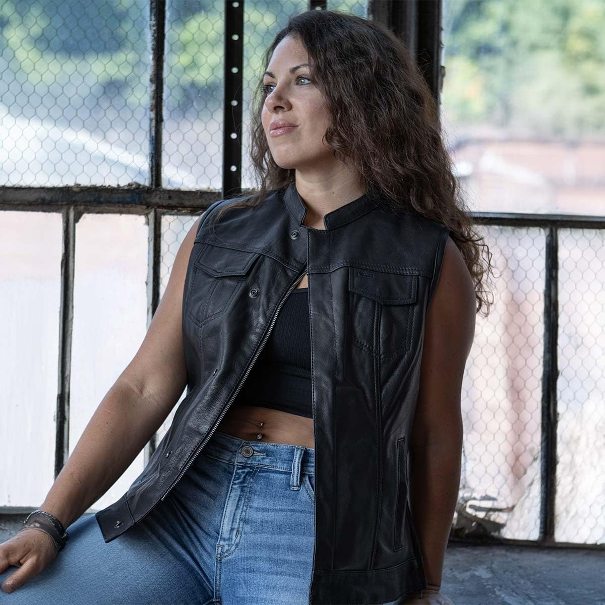 Milwaukee Leather MLL4512 Women’s Lashes Black Leather Club Style Motorcycle Rider Vest w/Concealed Closure - Image 3