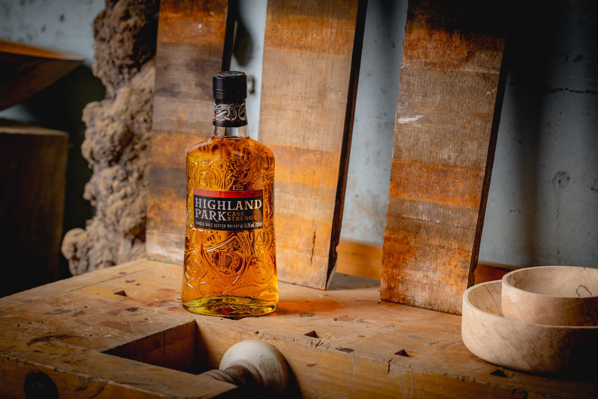 Amazon.co.jp: ハイランドパーク カスクストレングス No.4 700ml 正規