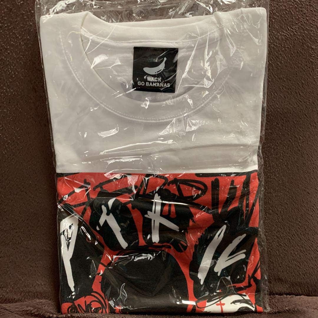 the POOL aoyama STACKING BOX WHITE Shop in a Swimming Pool