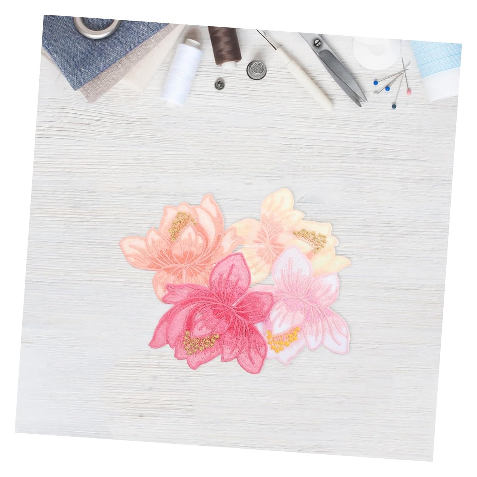 Applikationen für Kleidung, 4 Stück Stickerei-Patch Lotus Eisen dekorativ