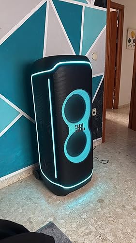 JBL PartyBox Ultimate - Large Party Speaker with 1100W RMS
