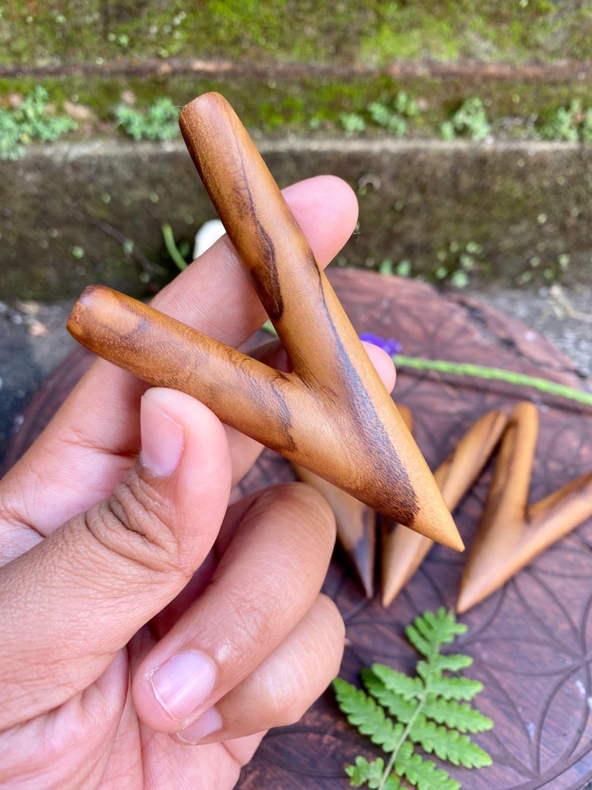 Knye Rape Hapé Curipe Sifflets chamaniques Besoins rituels Amazonas Teak Rapei Zereomnie Rituel Poussière
