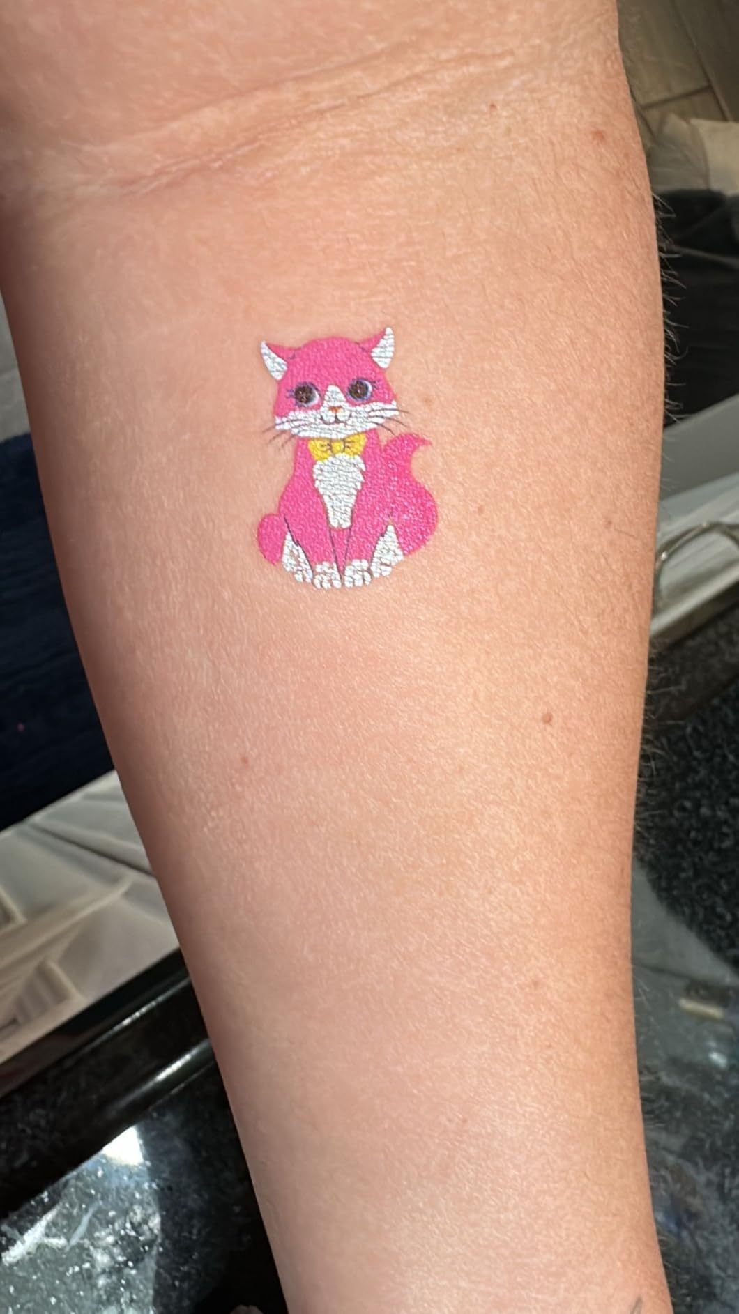 xo, Fetti Cute Neon Rainbow Animal Temporary Tattoos - 68 Iridescent Foil Pcs | Nostalgia Bright Birthday Accessory, Childhood Bachelorette Party Favor, Cute Kids Activity