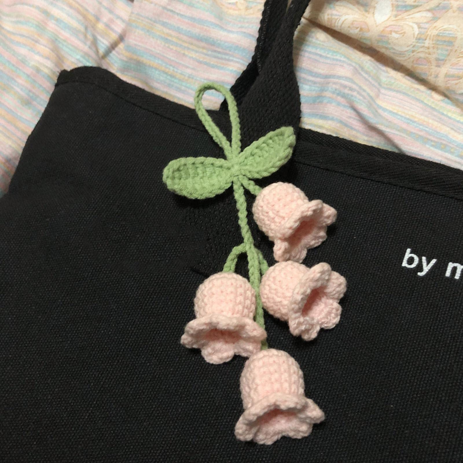 Wind Chimes Fiore Pendente Catena Fatto A Mano Lavorato A Maglia All Fiore Portachiavi Fiore Campana Appeso Pendente Per Le Donne Ragazza Giallo