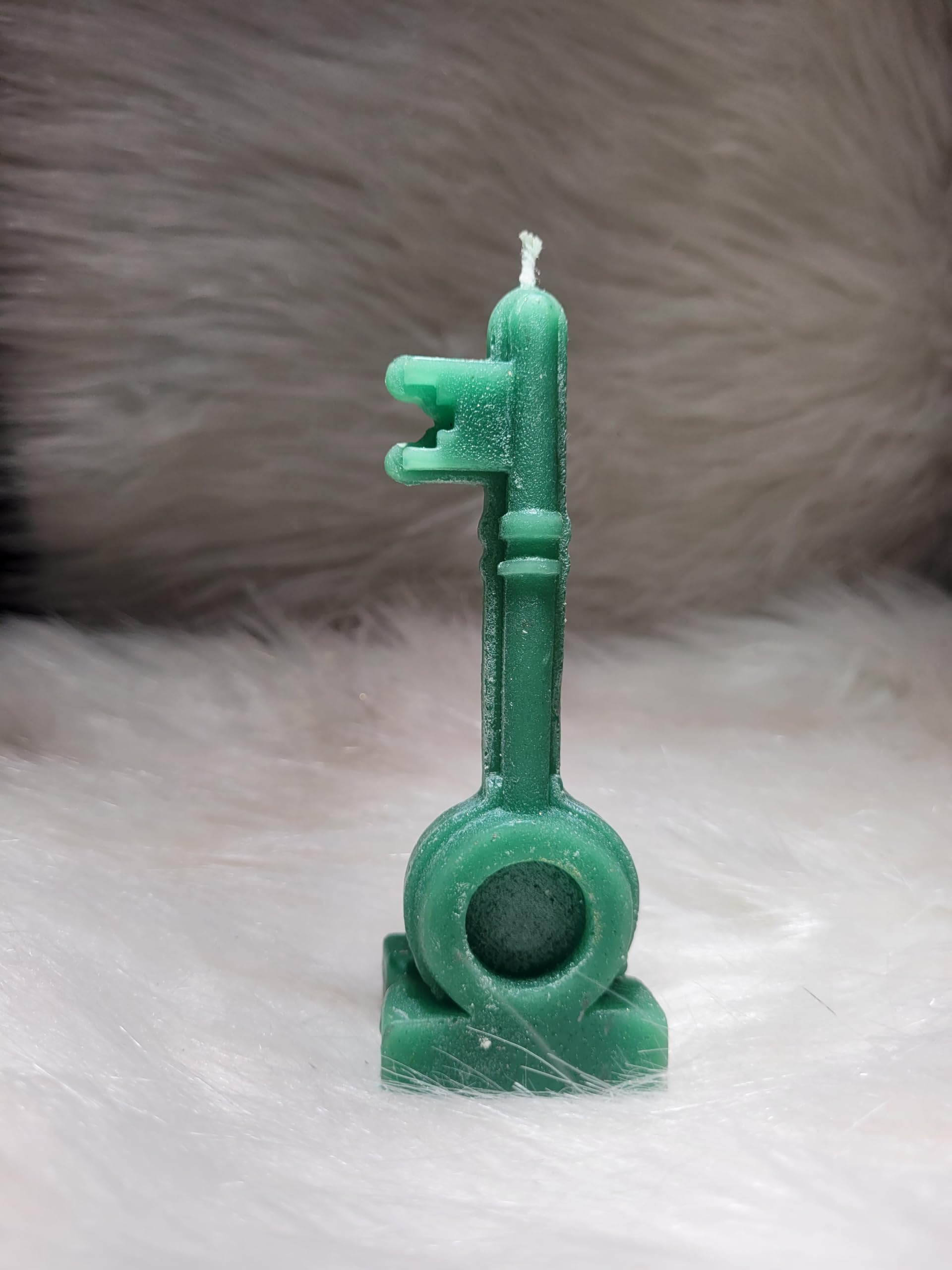Hecate Wizard Mall-Key Candle-Kuber Key-Spell Candle-Ritual-Magic-Home Decor-Room Decor-Halloween-Spell Casting-Unscented-Soy Wax Blend-Healing-Aromatherapy (Green-12x4cm)-30grams