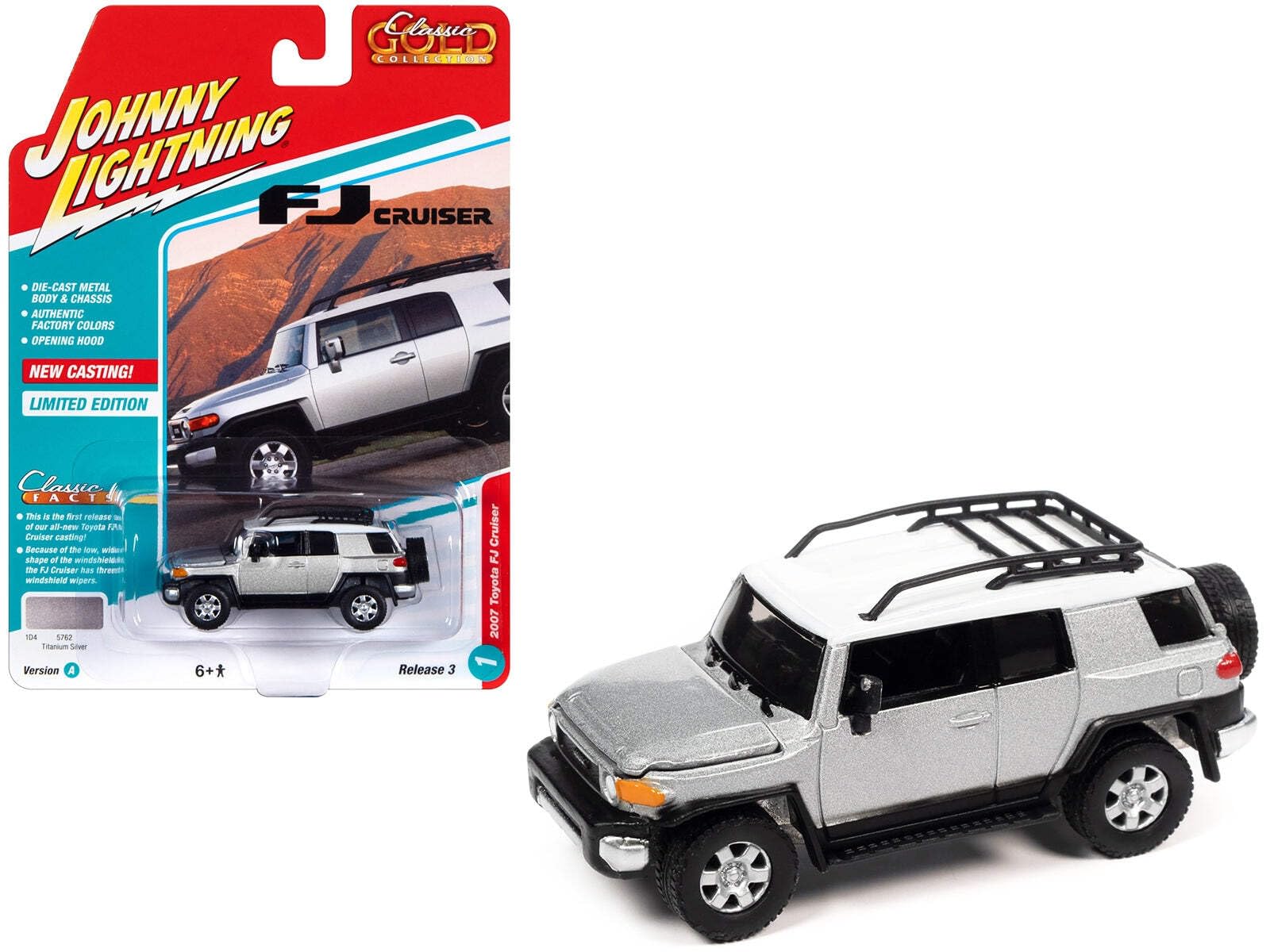 Amazon.com: 2007 Toyota FJ Cruiser Titanium Silver Metallic with