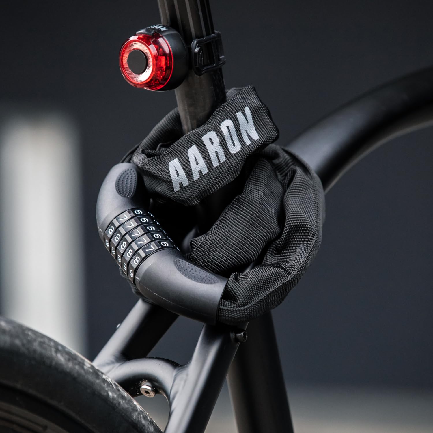 AARON Lock One Fahrradschloss mit 5-stelligem Zahlencode, Kettenschloss aus Stahl und hoher Sicherheitsstufe, Schloss für für E-Bike, Mountainbike, Trekkingrad, Tourenrad, Rennrad in schwarz