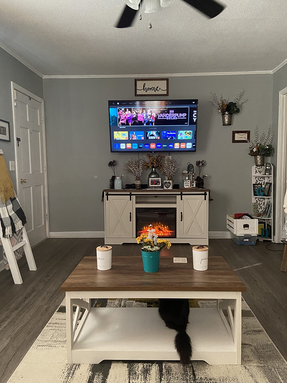 38/mo Finance AMERLIFE 4Piece Farmhouse Table Set Includes Sliding