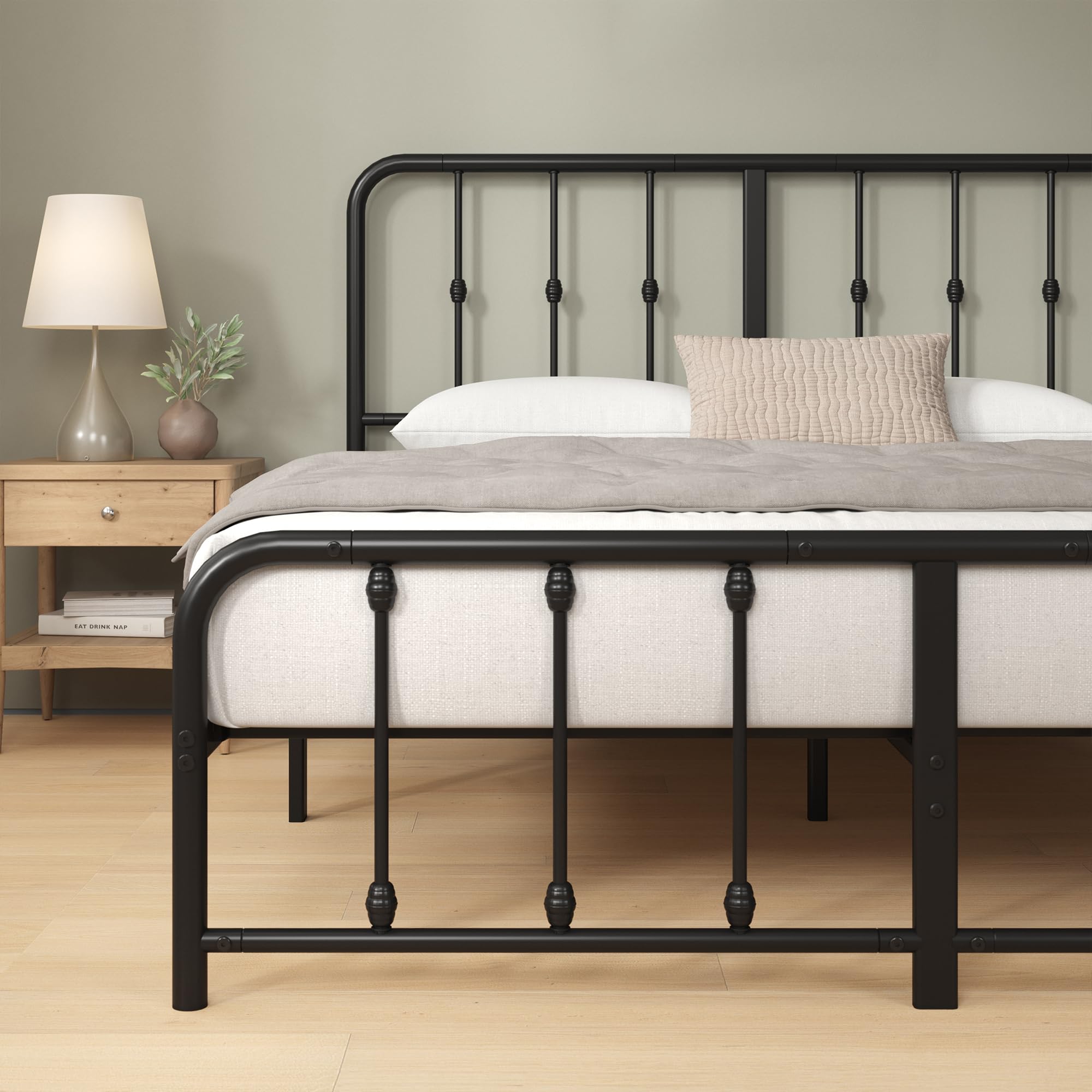 Zinus Florence Bed 140 x 200 cm, hoogte 30 cm, met opbergruimte voor onder het bed, metalen platformbedframe met hoofdeinde en voeteneinde, zwart