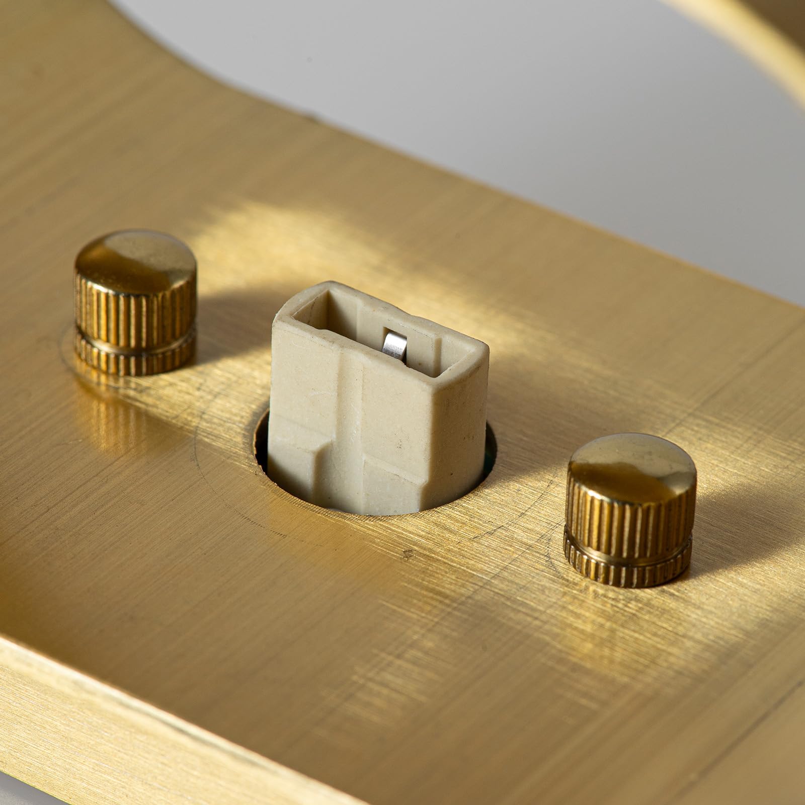Alpinaluz Applique da Parete Up & Down con Attacco G9, Design Curvato in Metallo, Lampada Decorativa da Interno per Corridoio, Soggiorno e Camera da Letto, IP20 (Oro satinato)