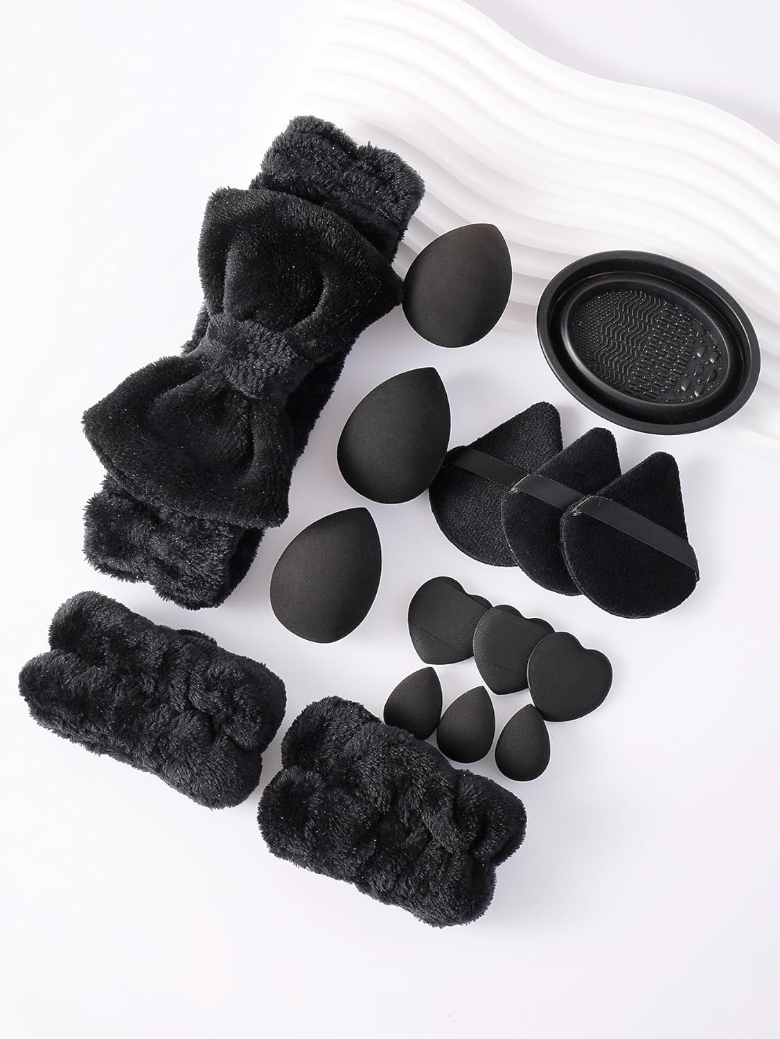 16 kit de ferramentas de maquiagem, 1 faixa de cabeça de arco de spa e 2 peças de conjunto de pulseiras, esponja de maquiagem, esponja de dedo, escova de maquiagem, tigela de… em promoção! Veja a oferta e mais achadinhos de Acessórios 2 Hoje é o melhor dia para comprar 16 kit de ferramentas de maquiagem, 1 faixa de cabeça de arco de spa e 2 peças de conjunto de pulseiras, esponja de maquiagem, esponja de dedo, escova de maquiagem, tigela de… com aquele preço maroto! Promoção! Aproveite a oferta! 2