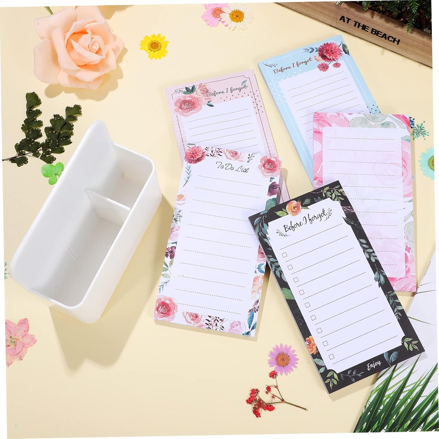 SHOWERORO Magnetic Notepad Set with Pen Holder for Refrigerator Fall Designs for Grocery Lists Reminders and Memo Notes Unique Patterns for Daily Use