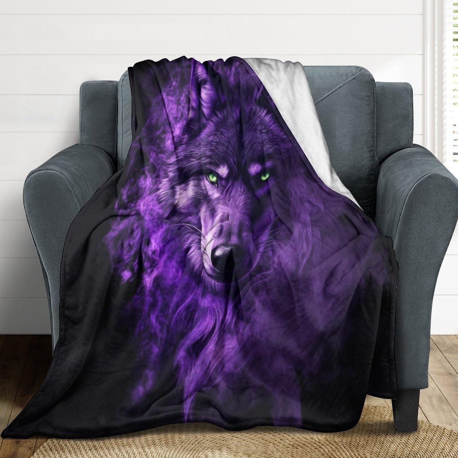 Plaid loup en polaire chaude pour des soirées cocooning au salon