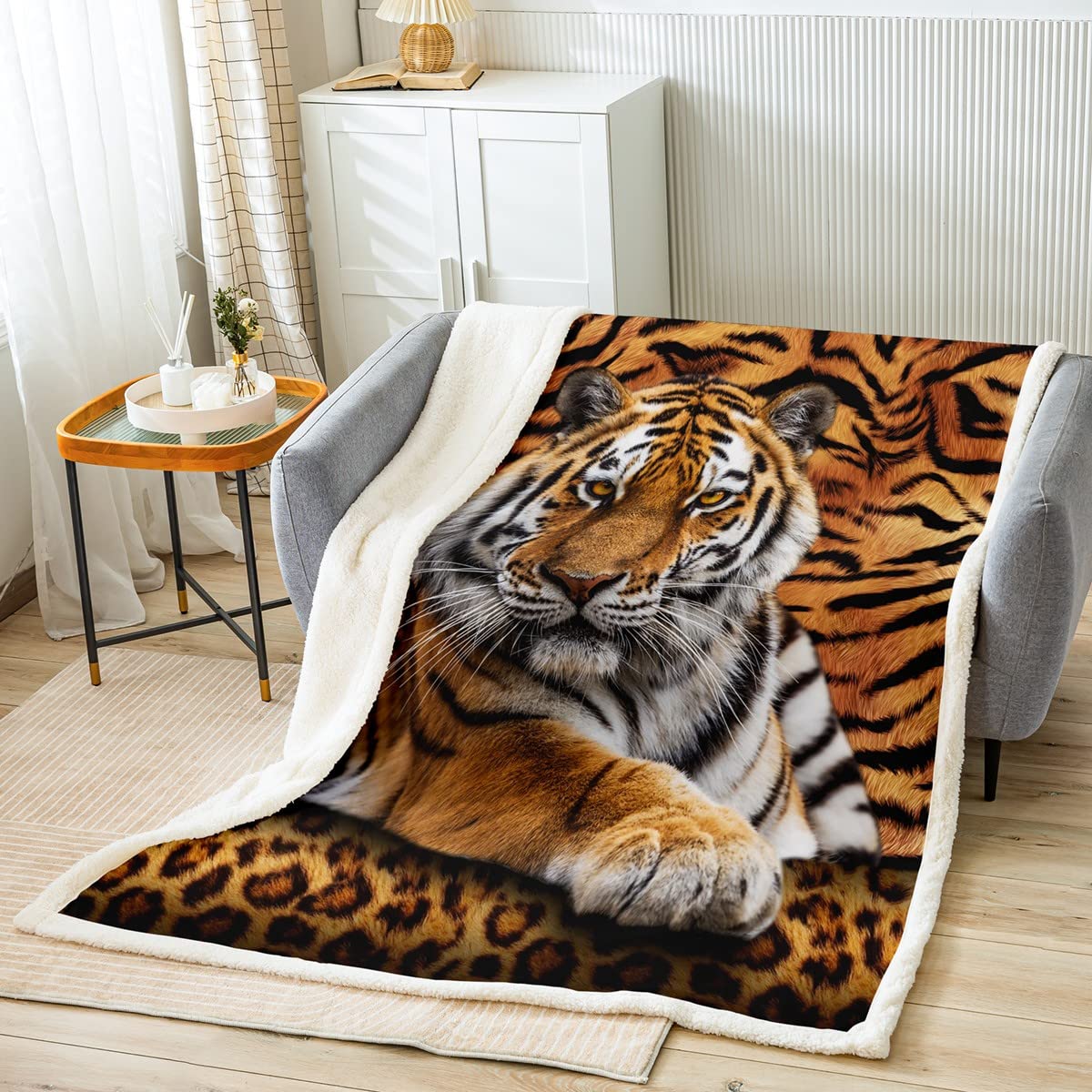 Couverture polaire tigre 3D finitions premium jeté de lit doux