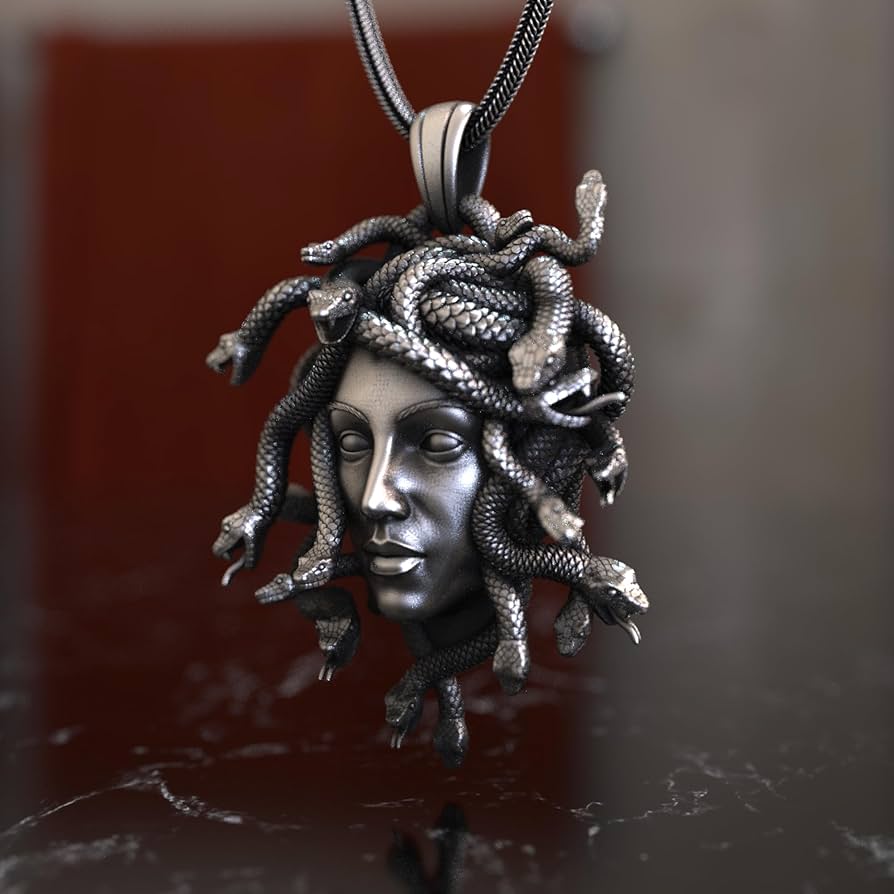 アクセサリーその他 Medusa Pendant Necklace Nordic Mythology Medusa Snake Pendant Necklace Men Punk