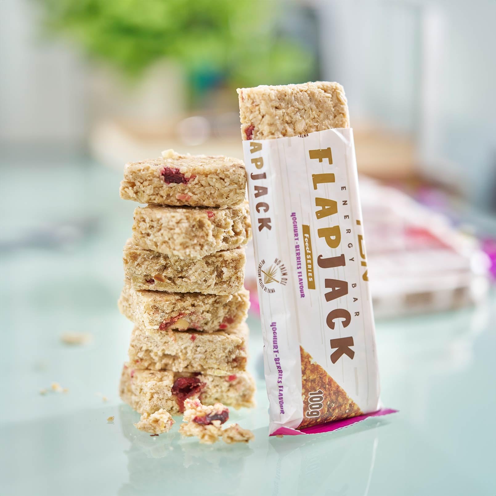 HSN Energy Bar Flapjack | Yogur Bayas - 30 unidades de 100g | Barritas energéticas con copos de avena, fruta natural y almendras | Sin aceite de palma | Apto Vegetariano Sin Edulcorantes