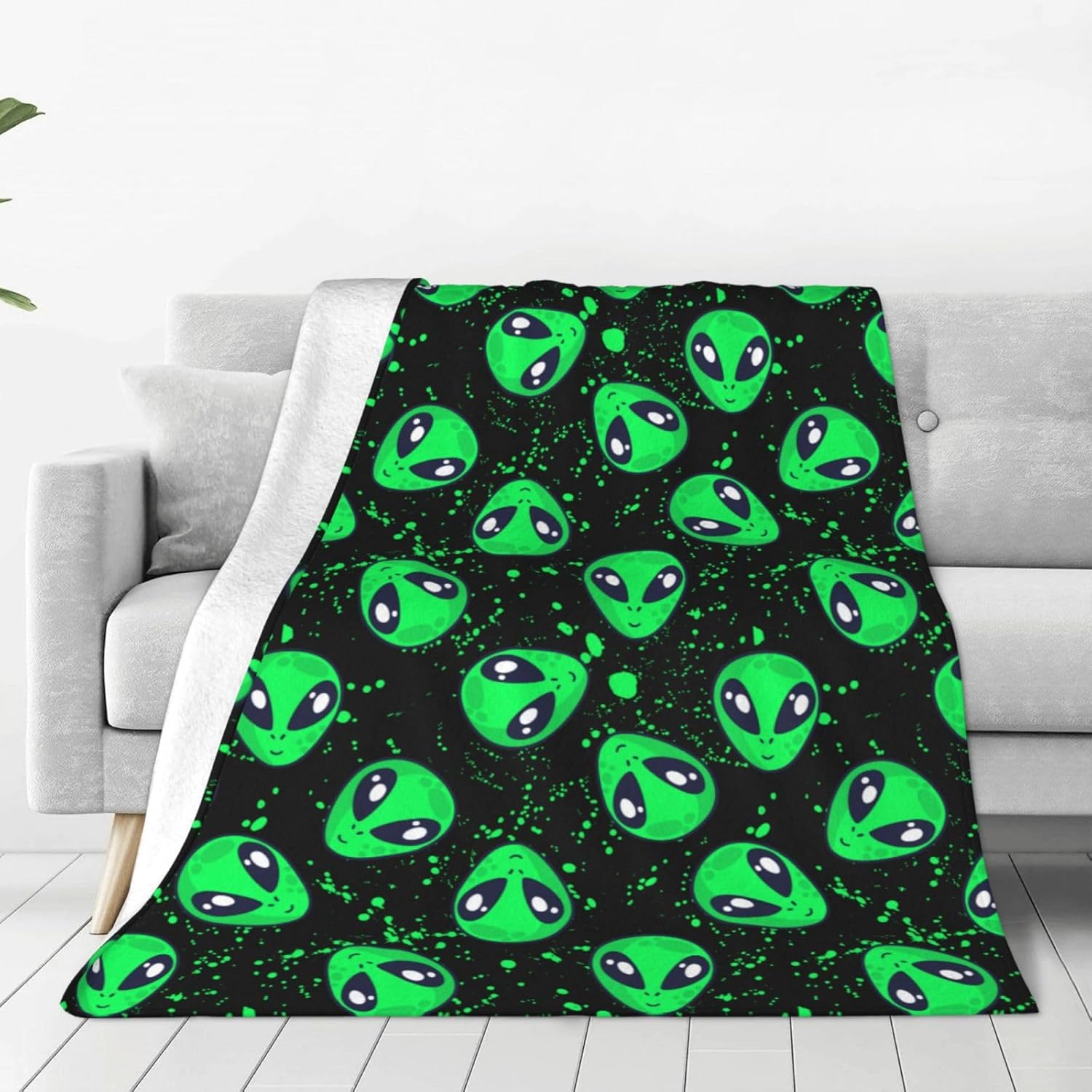Alien Throw Blanket Soft Cozy Plush Warm Fleece Blanket for Sofa Couch Bed 60"X50"