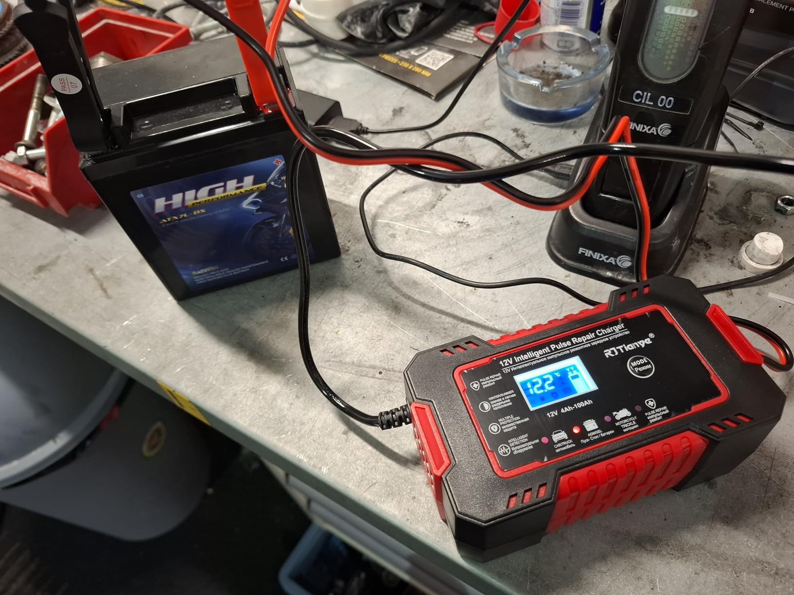 12V 6A Intelligente Acculader Met Reparatiemodus, Temperatuurcompensatie En Koelsysteem – Voor Auto, Vrachtwagen, Motor En Grasmaaier