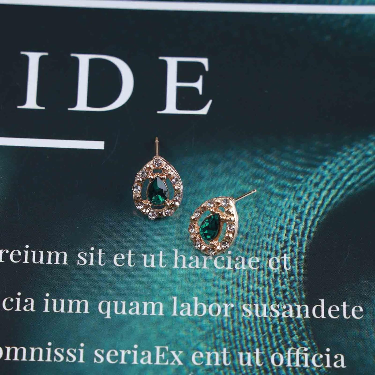 Andelaisi Boho Emerald Crystal Earrings Green Oval Emerald Studs Earrings Vintage Emerald Gemstone Earrings Bling Crystal Cz Green Earrings Jewelry for Women - Image 4