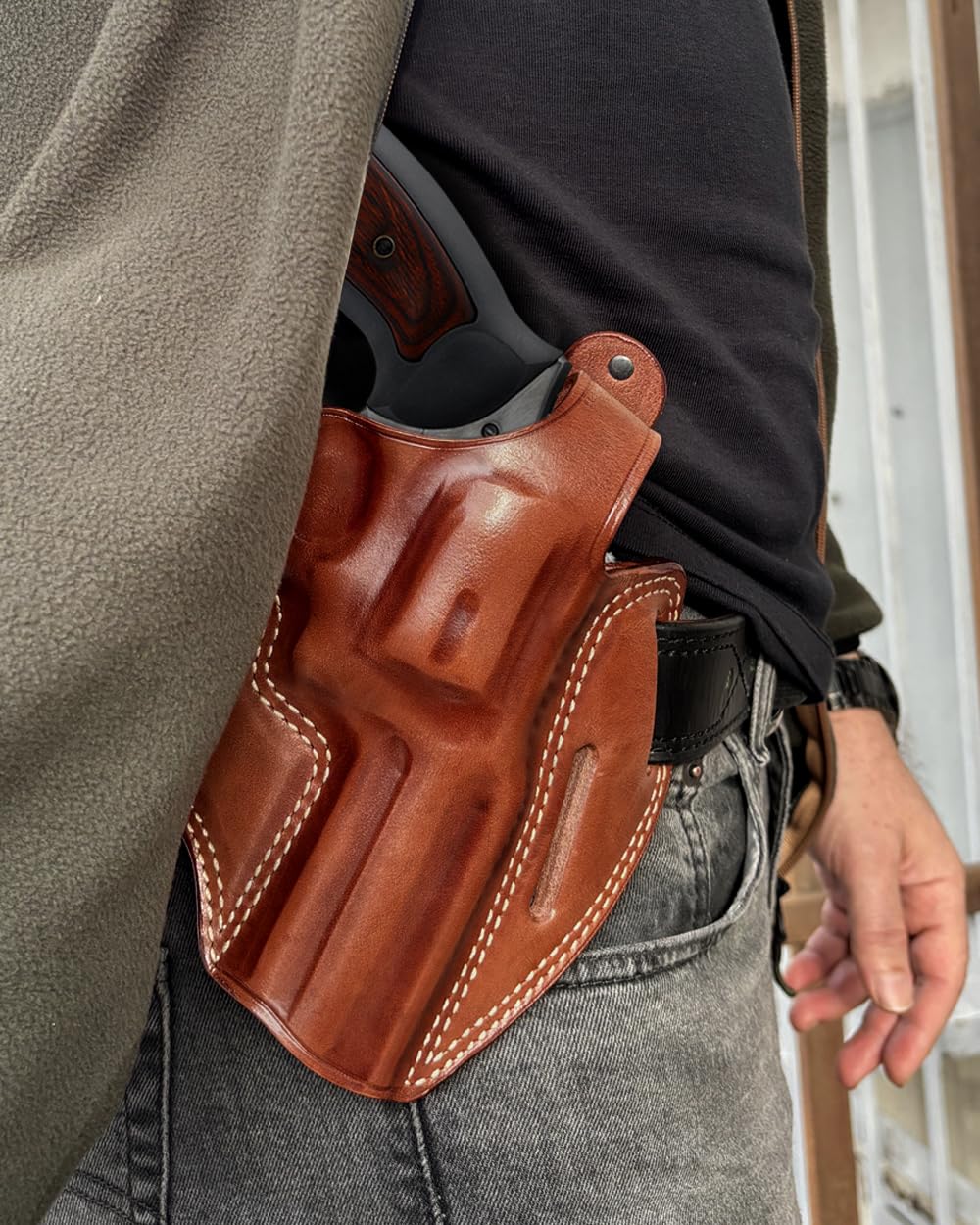 SAFAVIEH Bellagio Collection BLG545B – Alfombra Decorativa De Lana Prémium Hecha A Mano Con Medallon De 2 Pies 6 Pulgadas X 4 Pies Color Rojo Y Rosa