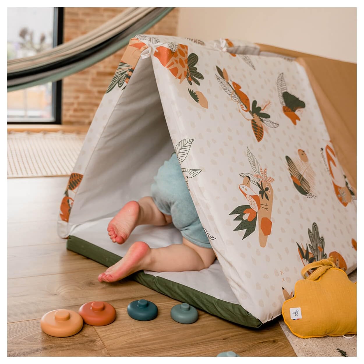 Tinéo - Maxi tapis d'éveil imprimé jungle Amazonie - Tapis de jeux bébé et tapis de motricité bébé en mousse déhoussable et pliable - Multifonction 5 en 1 - Grande surface de jeu - Dès la naissance