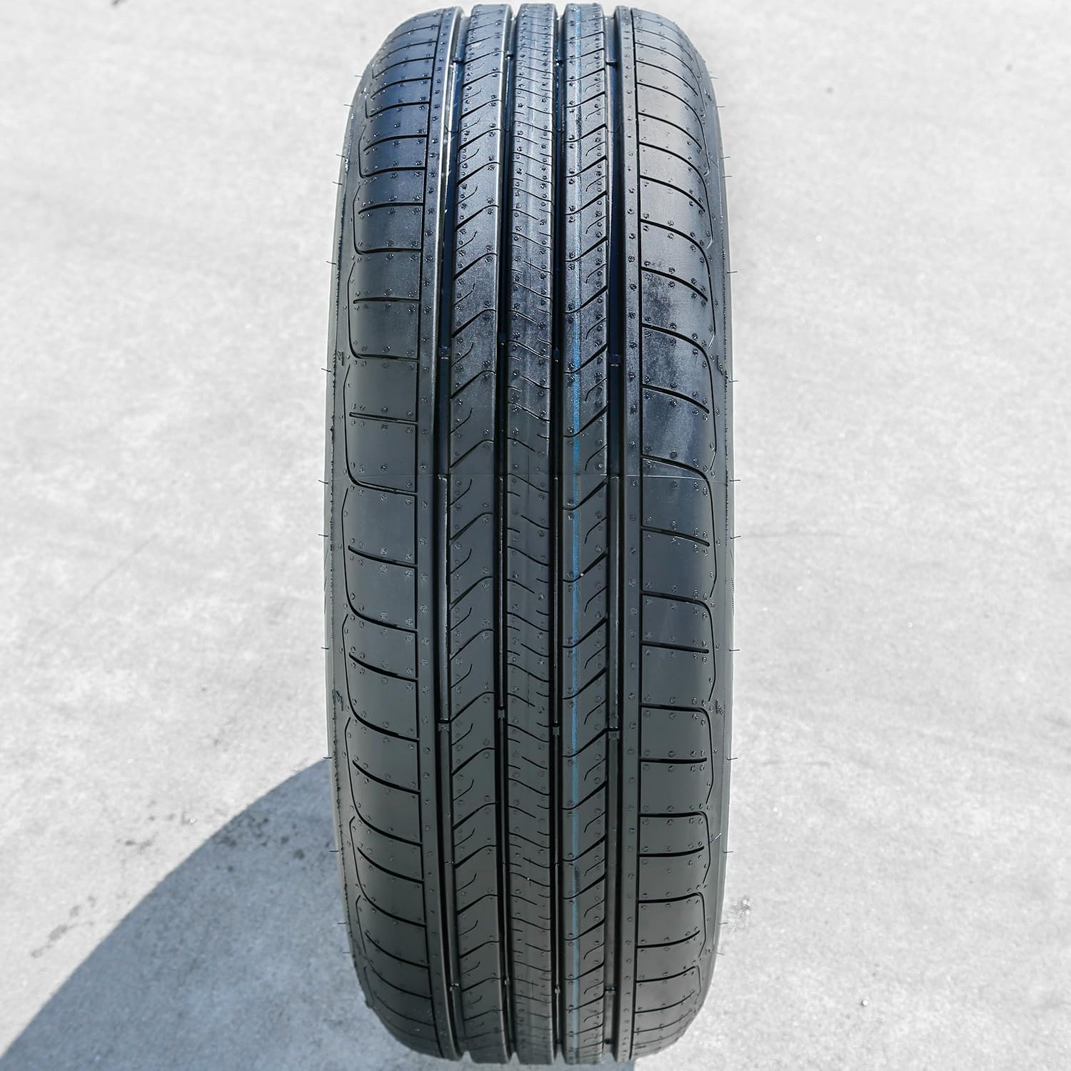 Goodyear Assurance Triplemax 2 All-Season Passenger Car Touring Radial Tire-215/60R17 215/60/17 215/60-17 96H Load Range SL 4-Ply BSW Black Side Wall UTQG 320AA
