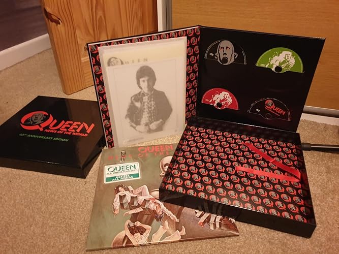 News Of The World (40th Anniversary Edition): Amazon.co.uk: CDs