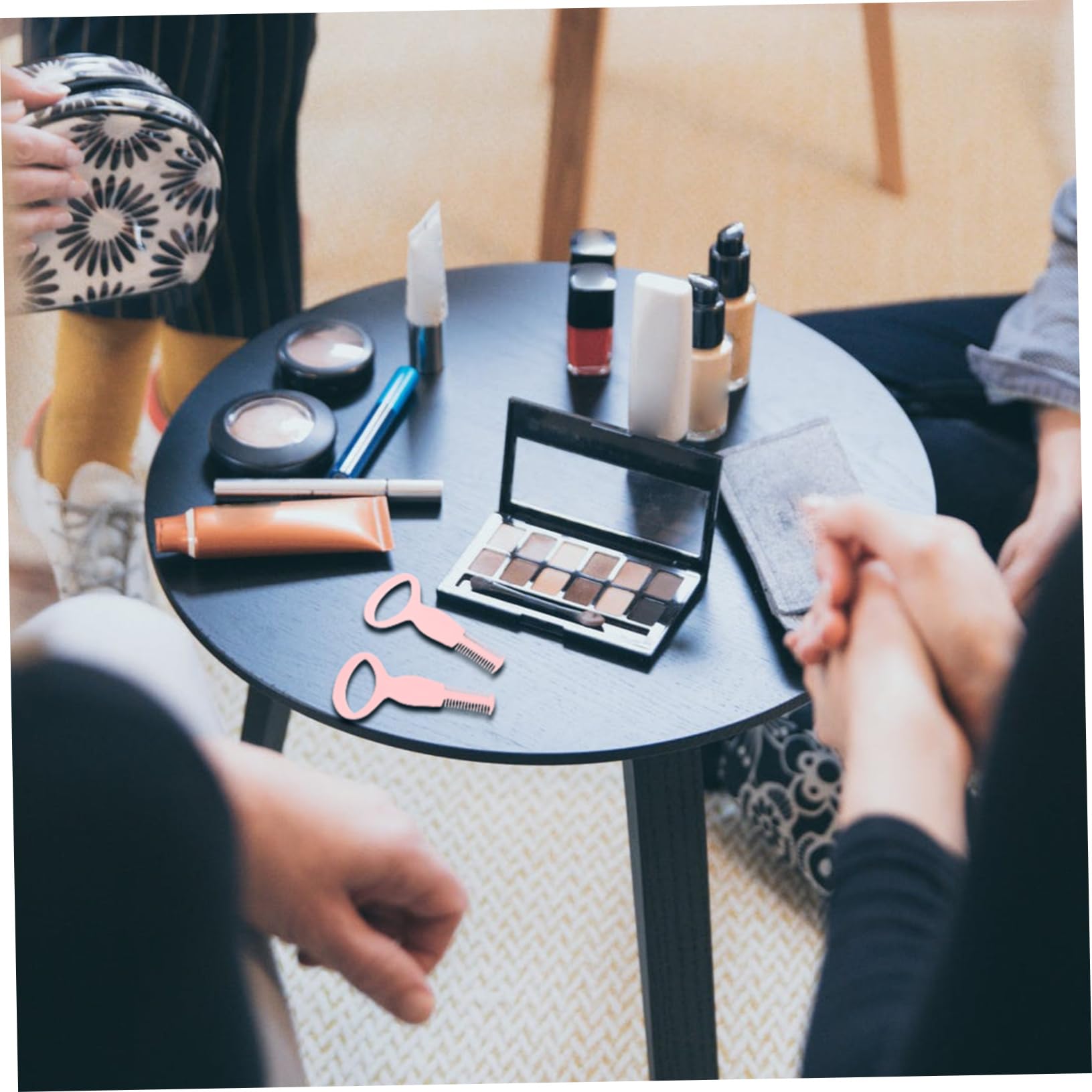 Vaguelly 20pcs Cosmetic Makeup Applicator Guide for Eyelash Extensions Portable Lash Combs Makeup Tool for Professional Artists and Personal Use Random Color