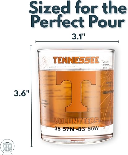 Miniatura 18 de Juego de vasos de whisky de la Universidad de Virginia Occidental (2 vasos de bola baja) – Contiene logotipo de West Virginia Mountaineers a todo