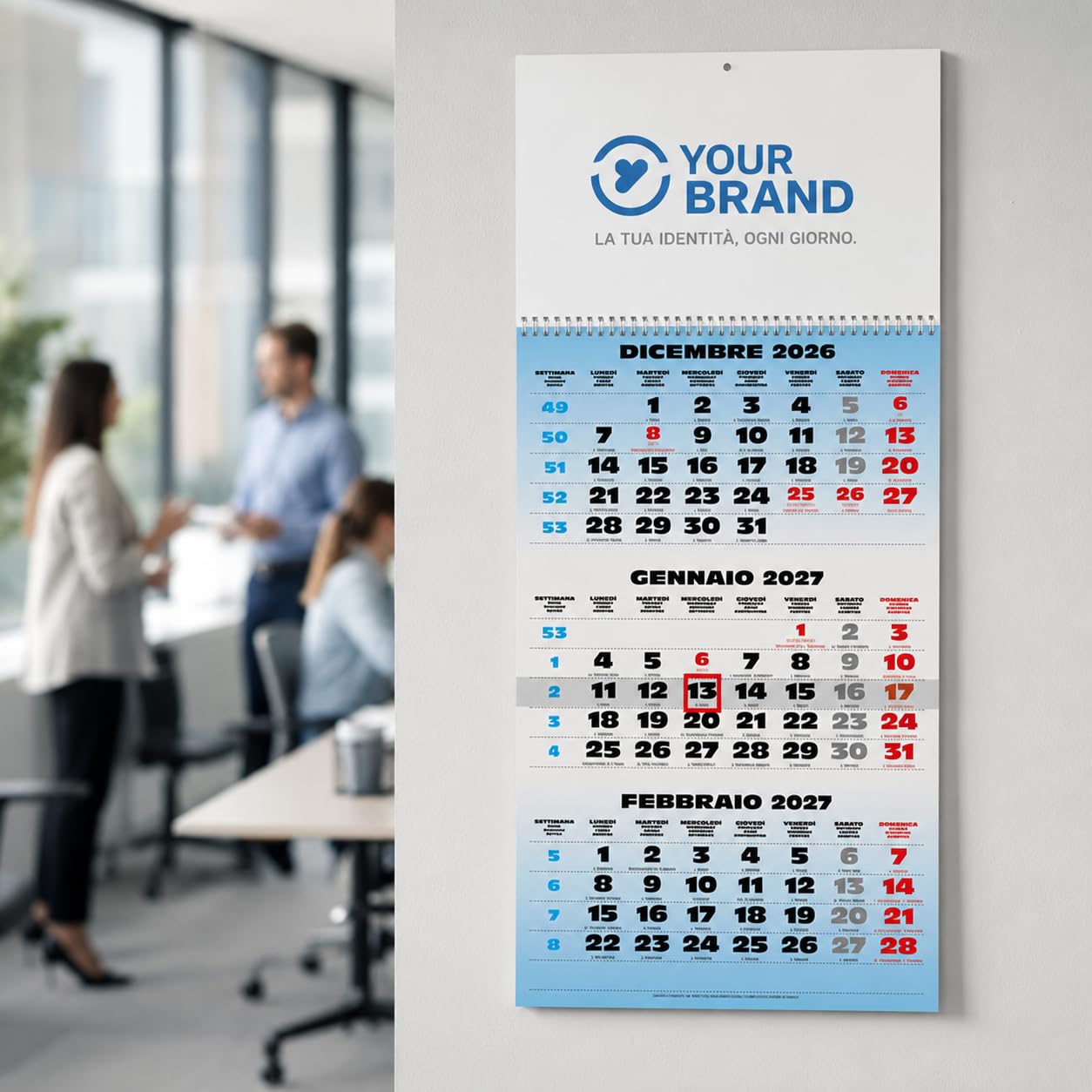 Calendari Personalizzati 2027 in Stock da 50 Pezzi Olandese Trittico Maxi 31x69 cm per Gadget Pubblicitari di Fine Anno e come Omaggio per i Clienti o Regali Aziendali | PA508